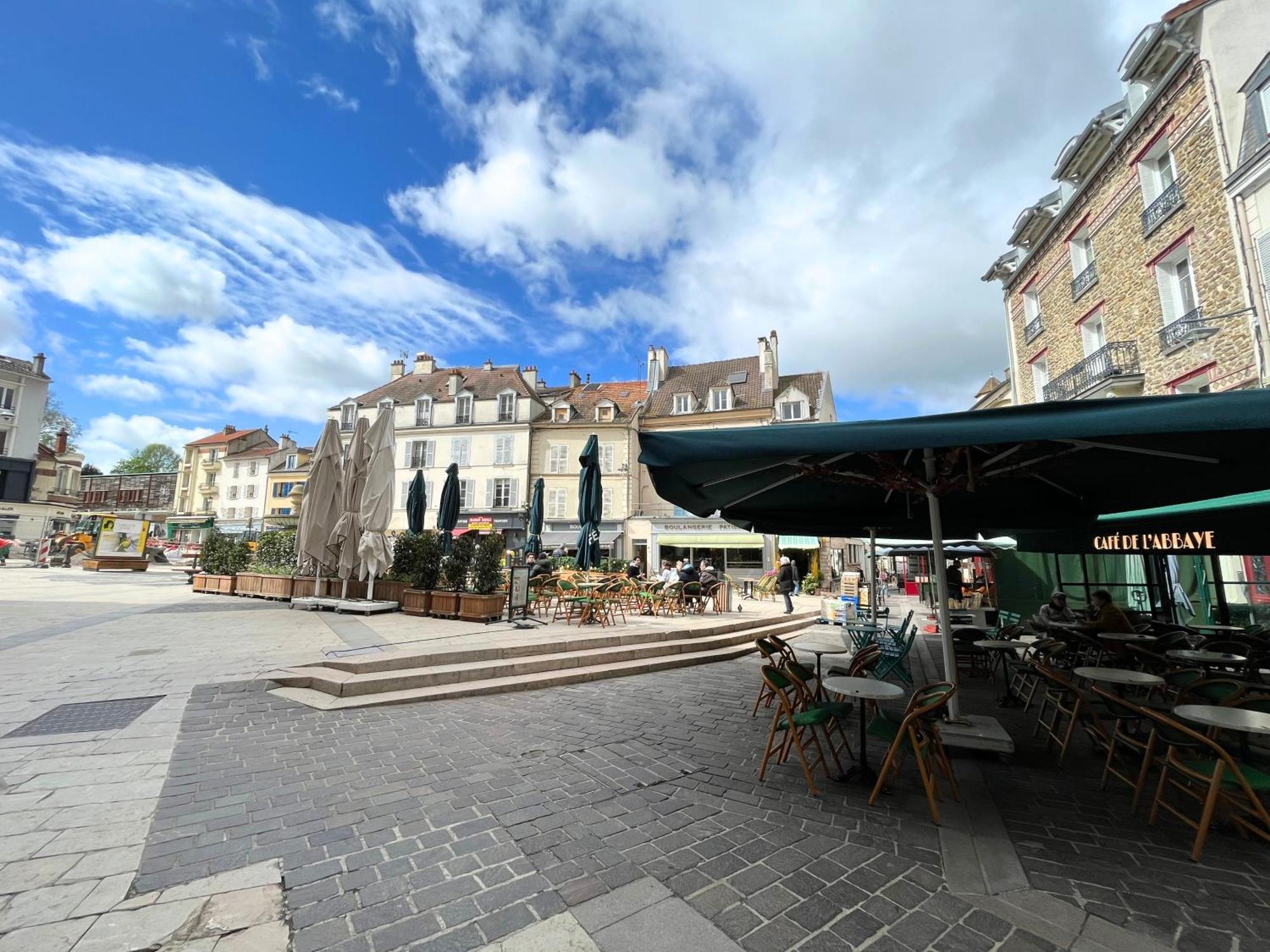 Sweethost - L'Amazone - T2 Proche Gare & Disneyland Lagny-sur-Marne Exterior foto
